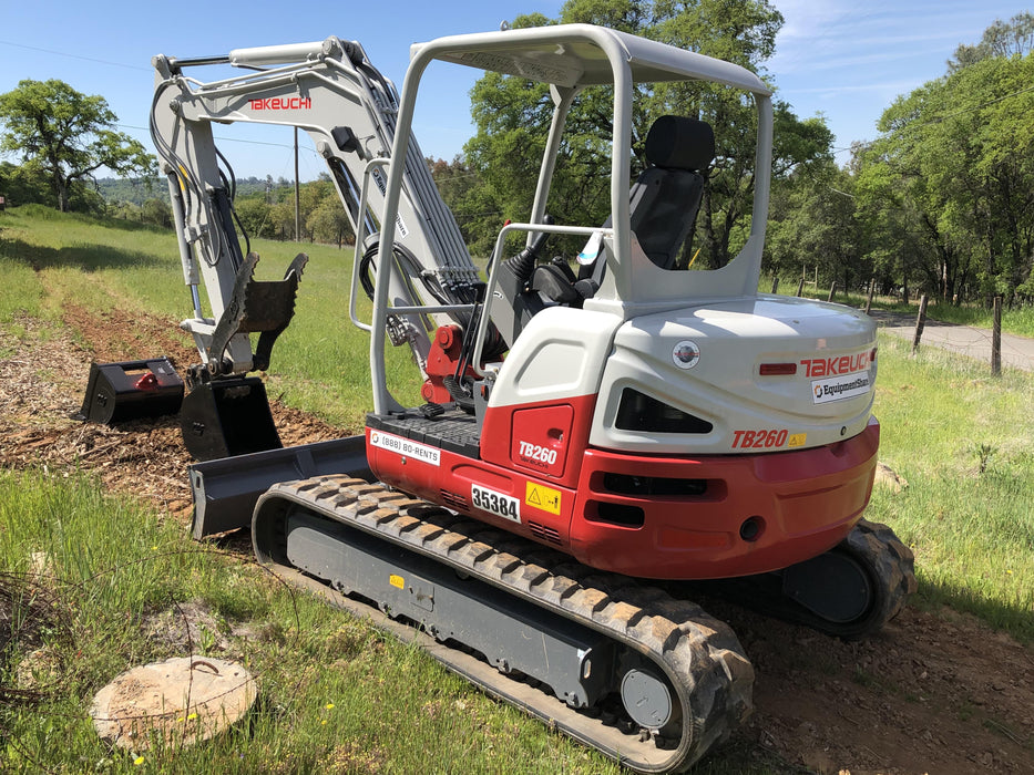 2019 Takeuchi TB260 Canopy, Standard Blade, Auxiliary hydraulics Manual QC, Hydraulic thumb, 12" ,18", 24" Bucket