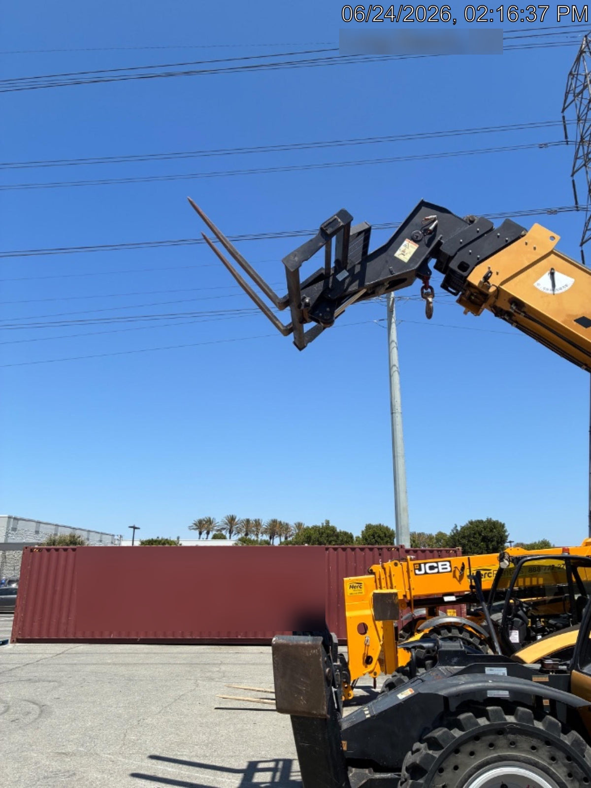 2021 SANY STH1056