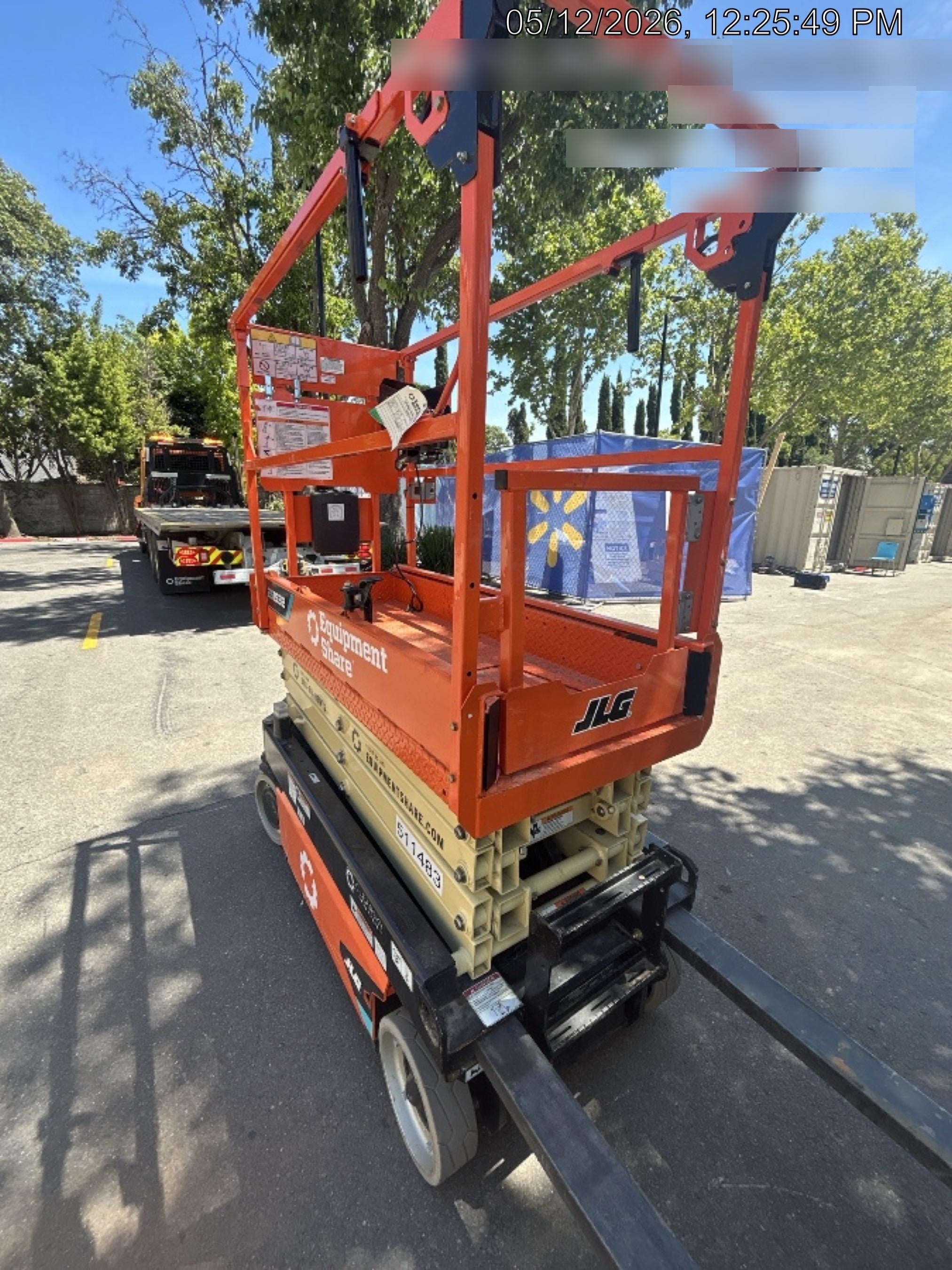 2025 JLG ES1932