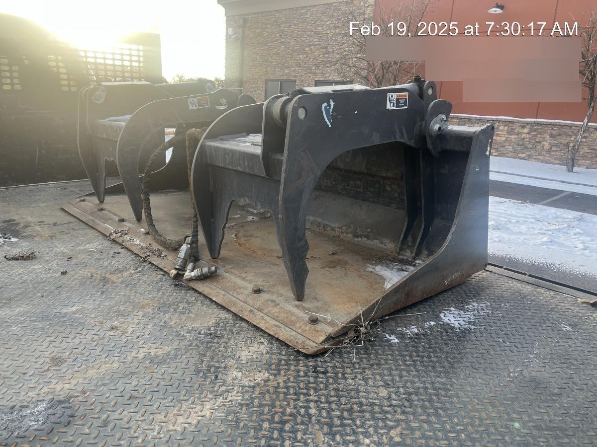 2018 PALADIN 76" Scrap Grapple Bucket - Paladin