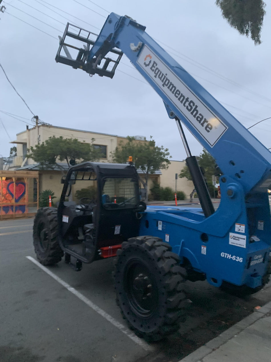 2022 GENIE GTH-636