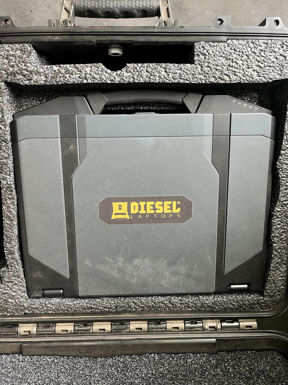 2024 DIESEL LAPTOPS DIESEL LAPTOP