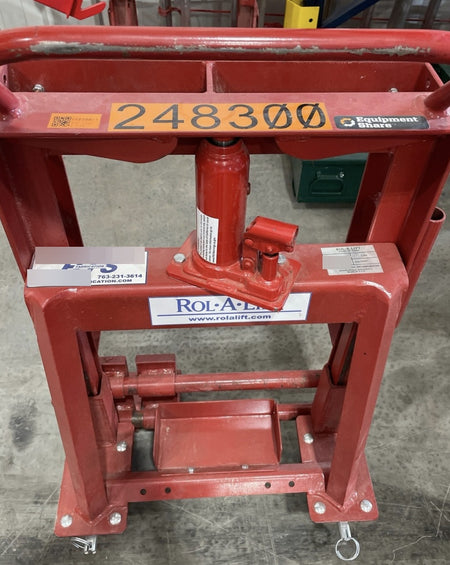 2022 ROL-A-LIFT M-6