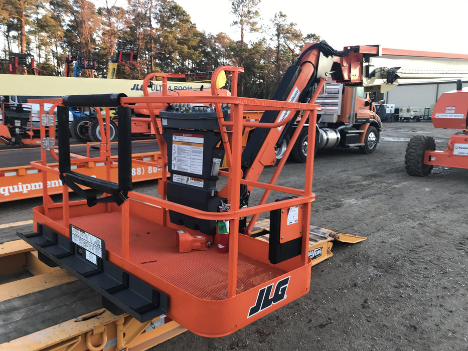 2019 JLG 860SJ