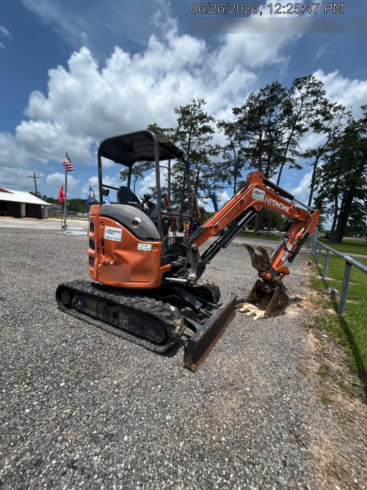 2022 HITACHI ZX26U-5N