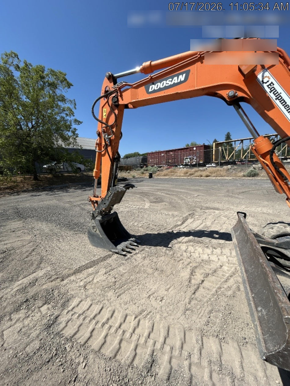 2020 DOOSAN DX85R-3