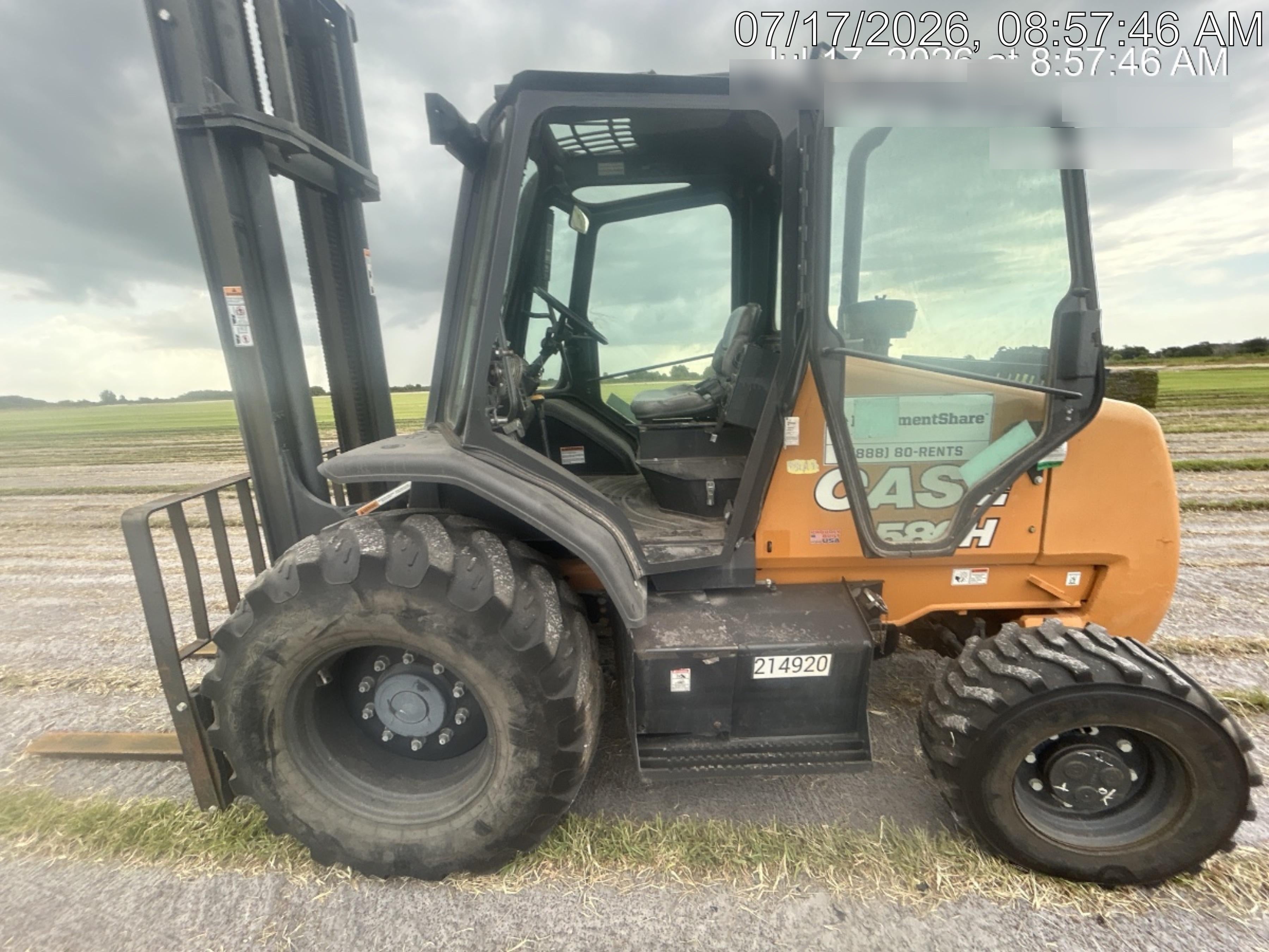 2022 CASE 586H