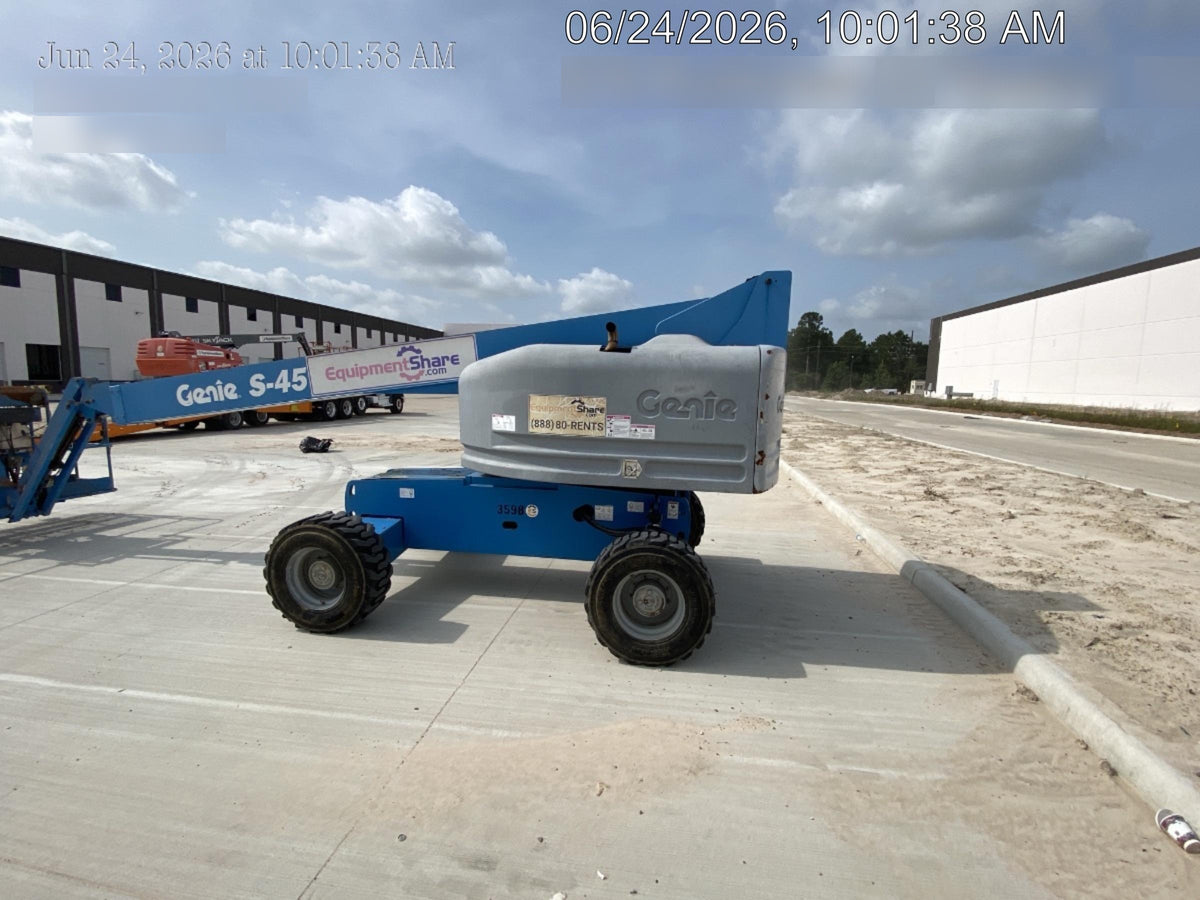 2017 GENIE S-45