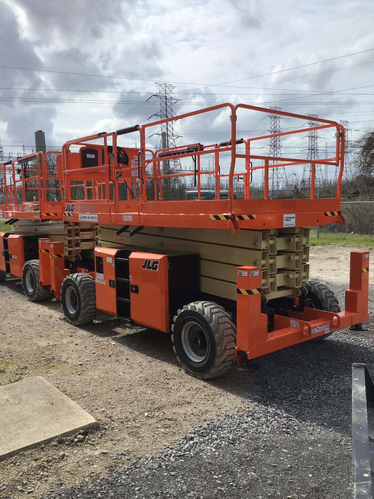 2020 JLG 430LRT