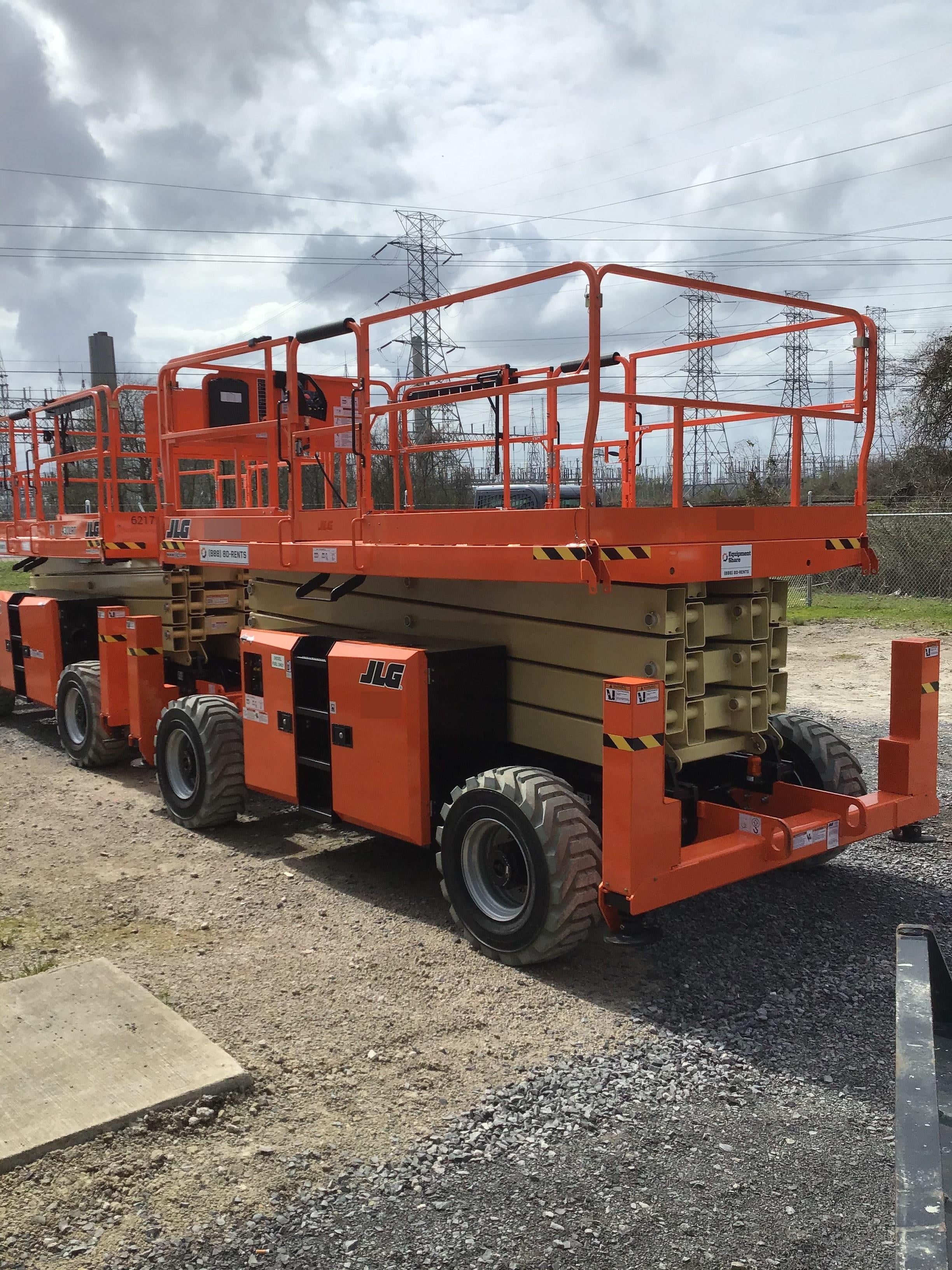 2020 JLG 430LRT
