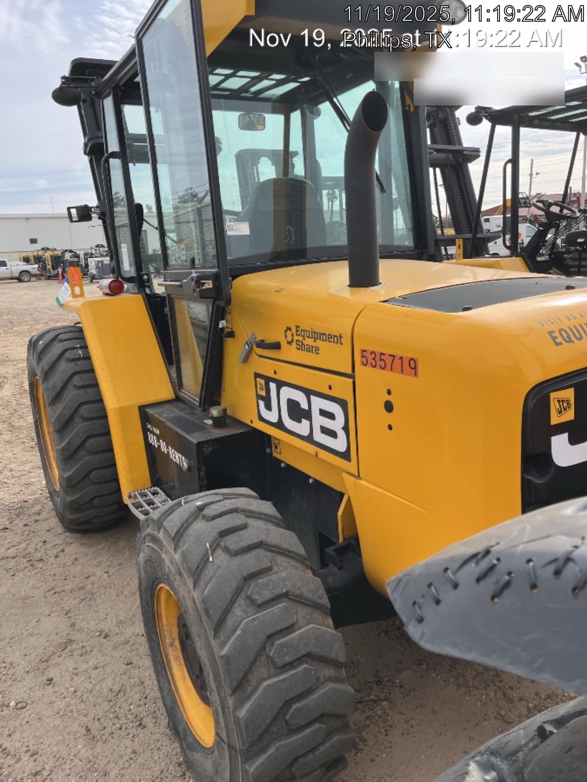 2025 JCB 940-4
