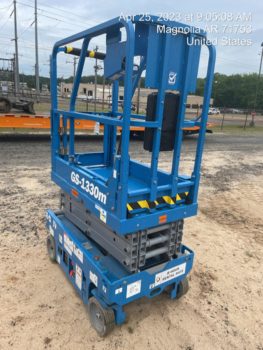2021 GENIE GS-1330m