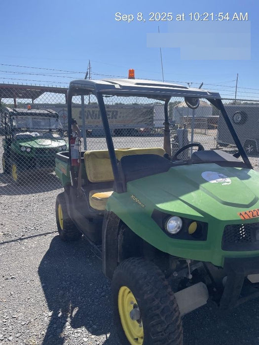 2020 John Deere XUV560E GATOR 4wd Utility Cart, Gas, 2 Seat, LED Strobe, Windshield Tempered Glass, Plastic Canopy, Wire Harness Kit, Backup Alarm