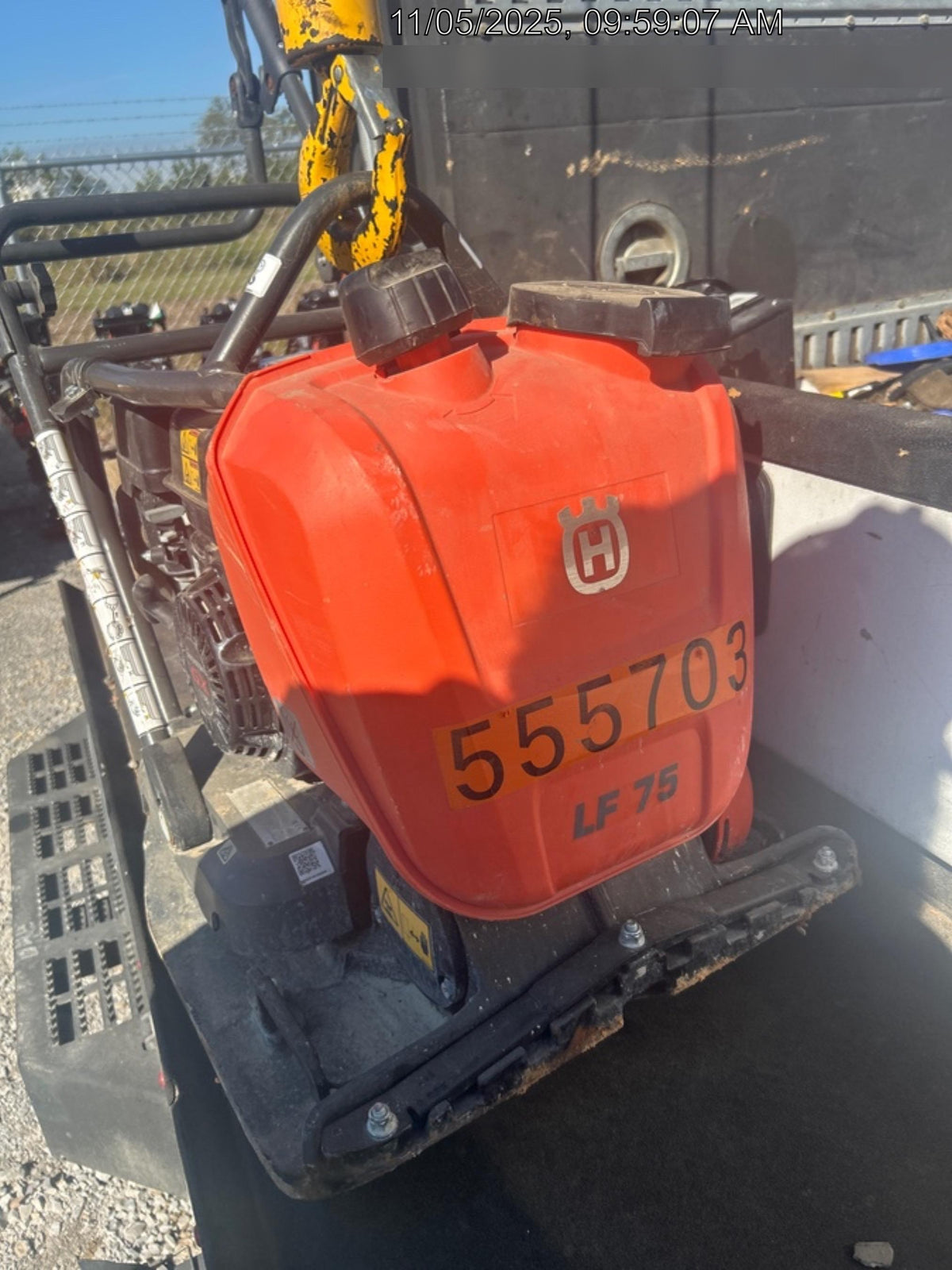 2025 HUSQVARNA LF75