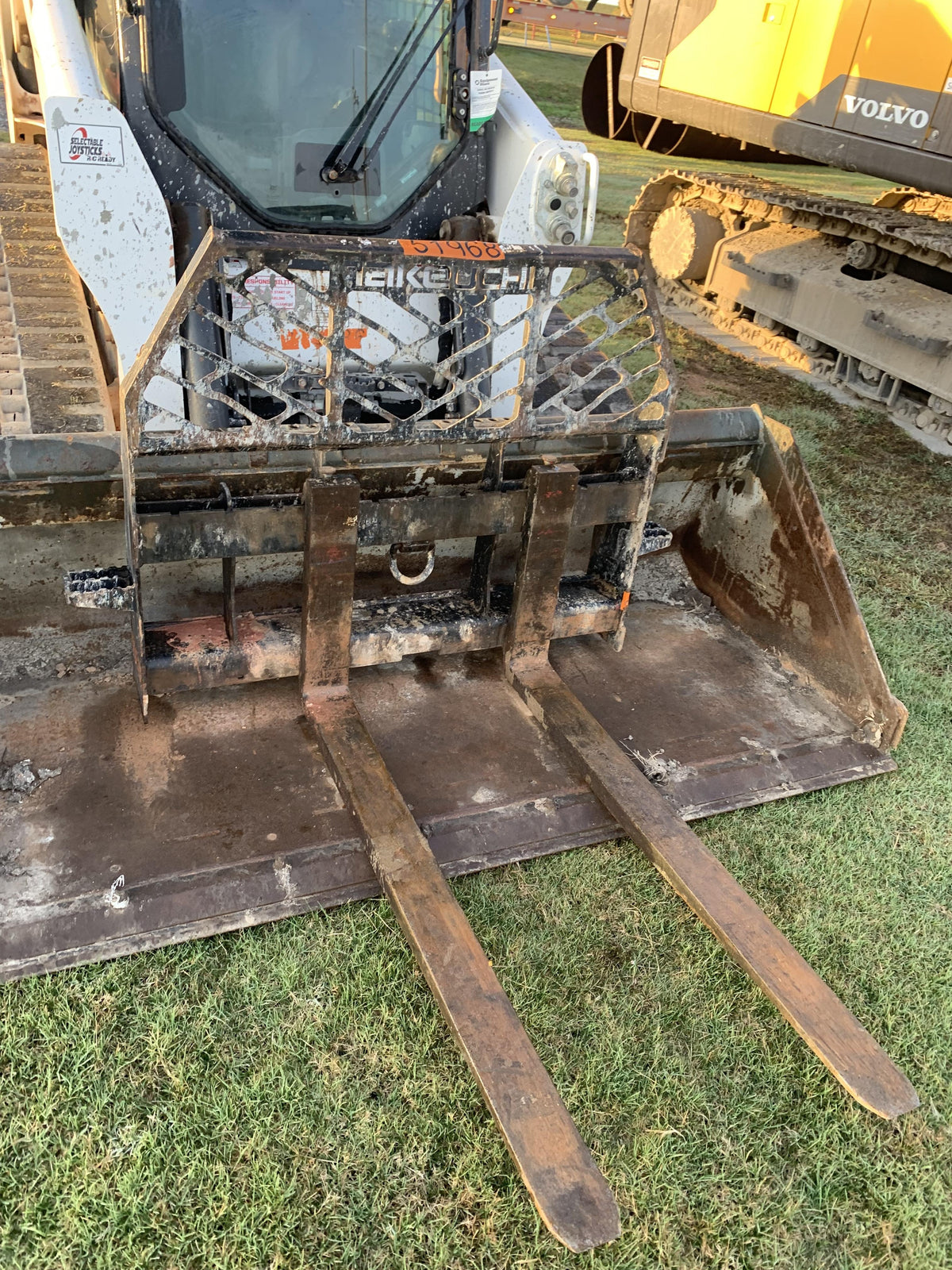 2019 PALADIN 30945