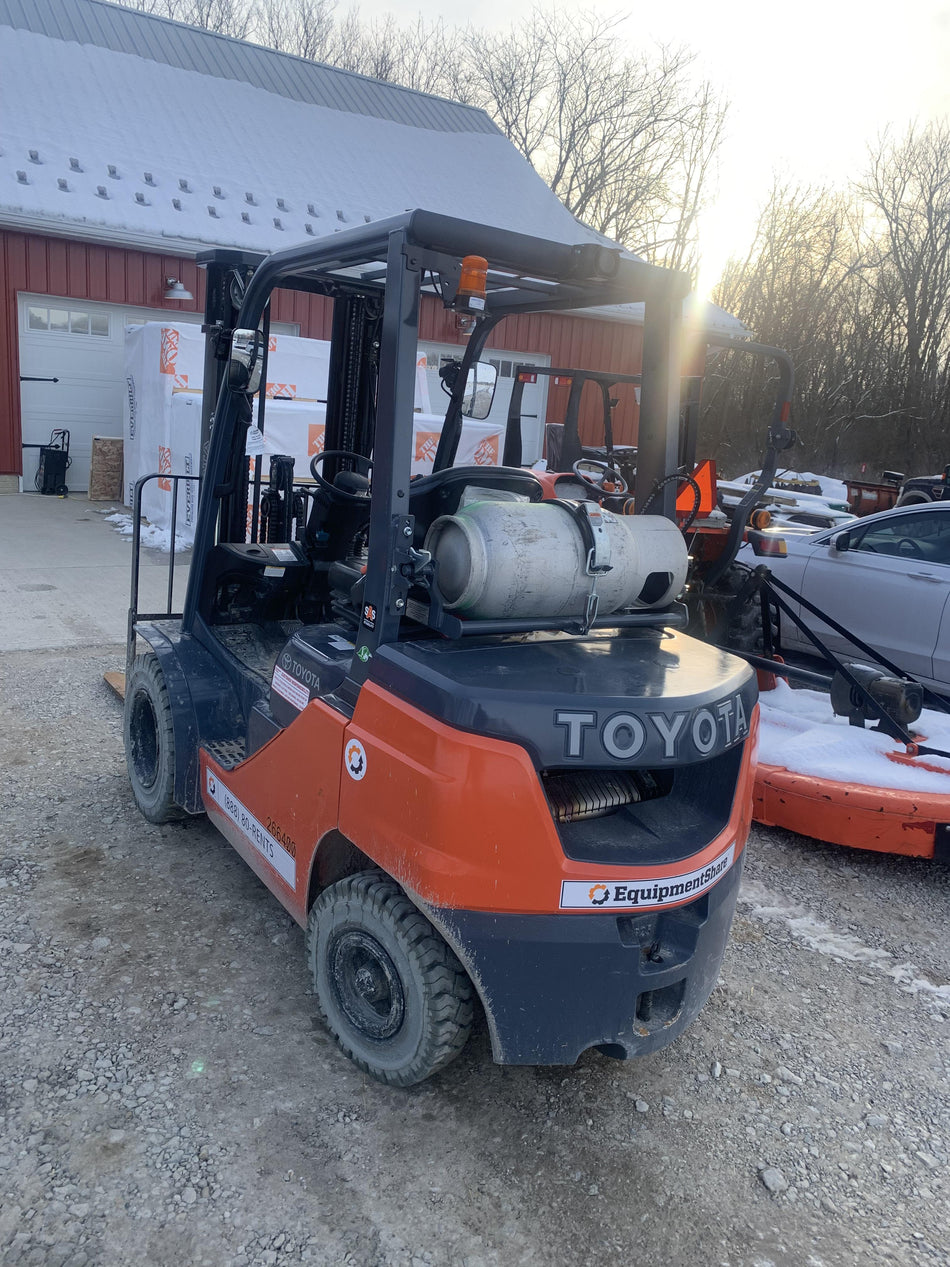 2022 TOYOTA 50-8FGU25