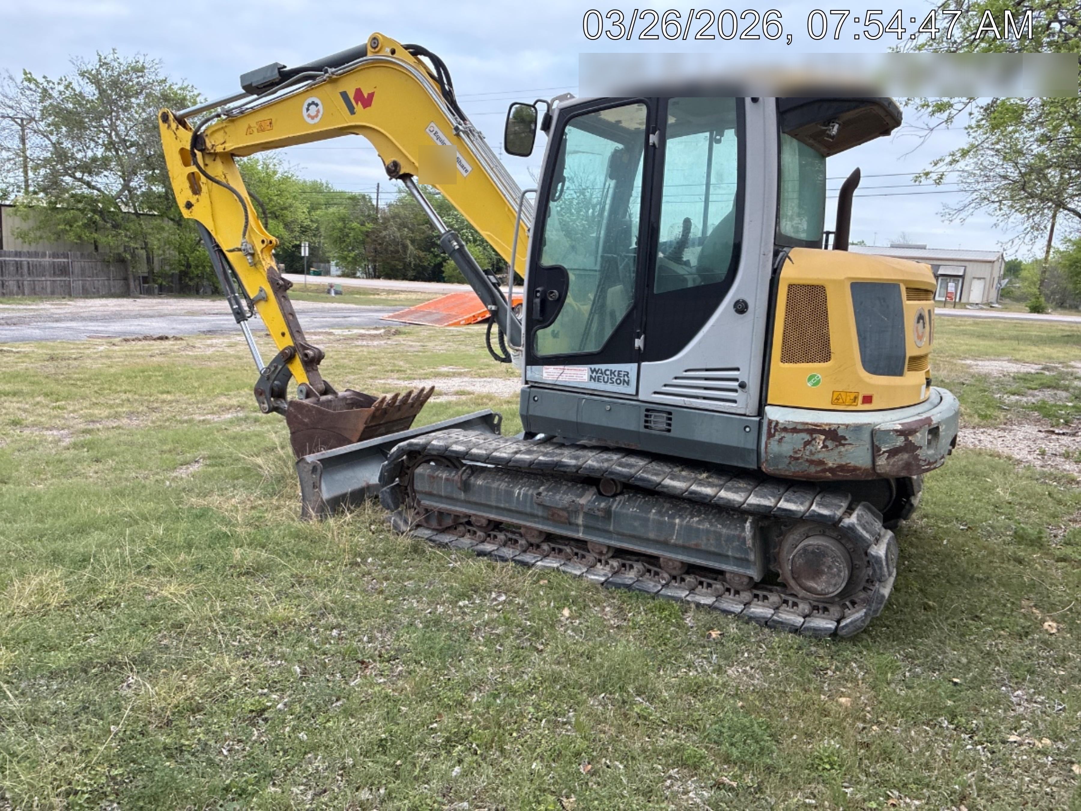 Wacker Neuson ET90 Enclosed Cab, Hybrid Tracks, Long Dipperstick, Bucket