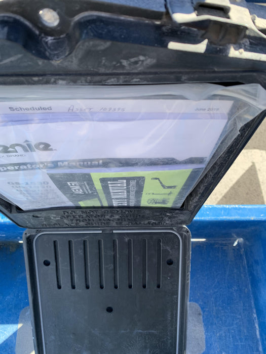 2020 Genie GS-2632 Solid NM Tires, Folding Rails with Half-Height Swing Gate, Beacon, 800W Invertor