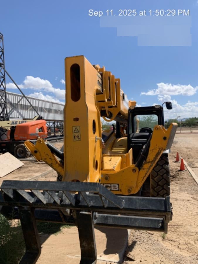 2022 JCB 512-56