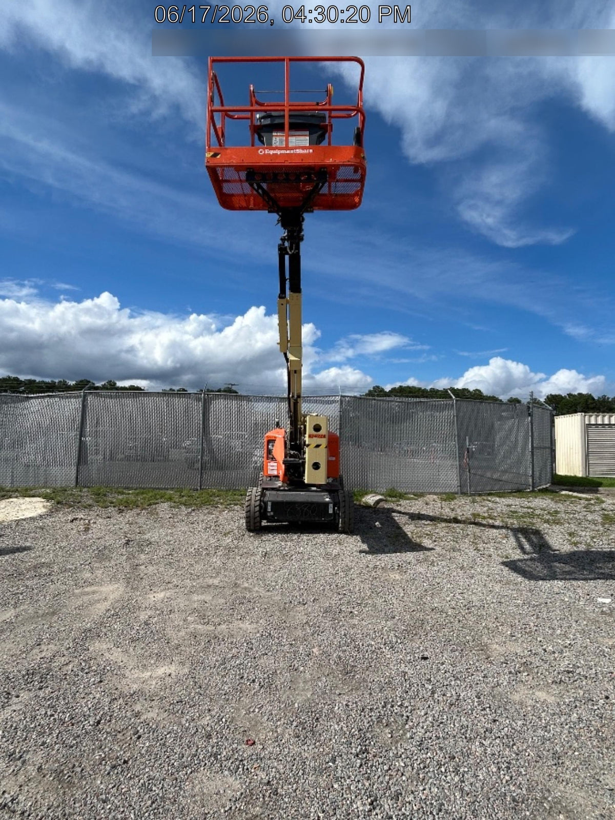 2024 JLG E450AJ