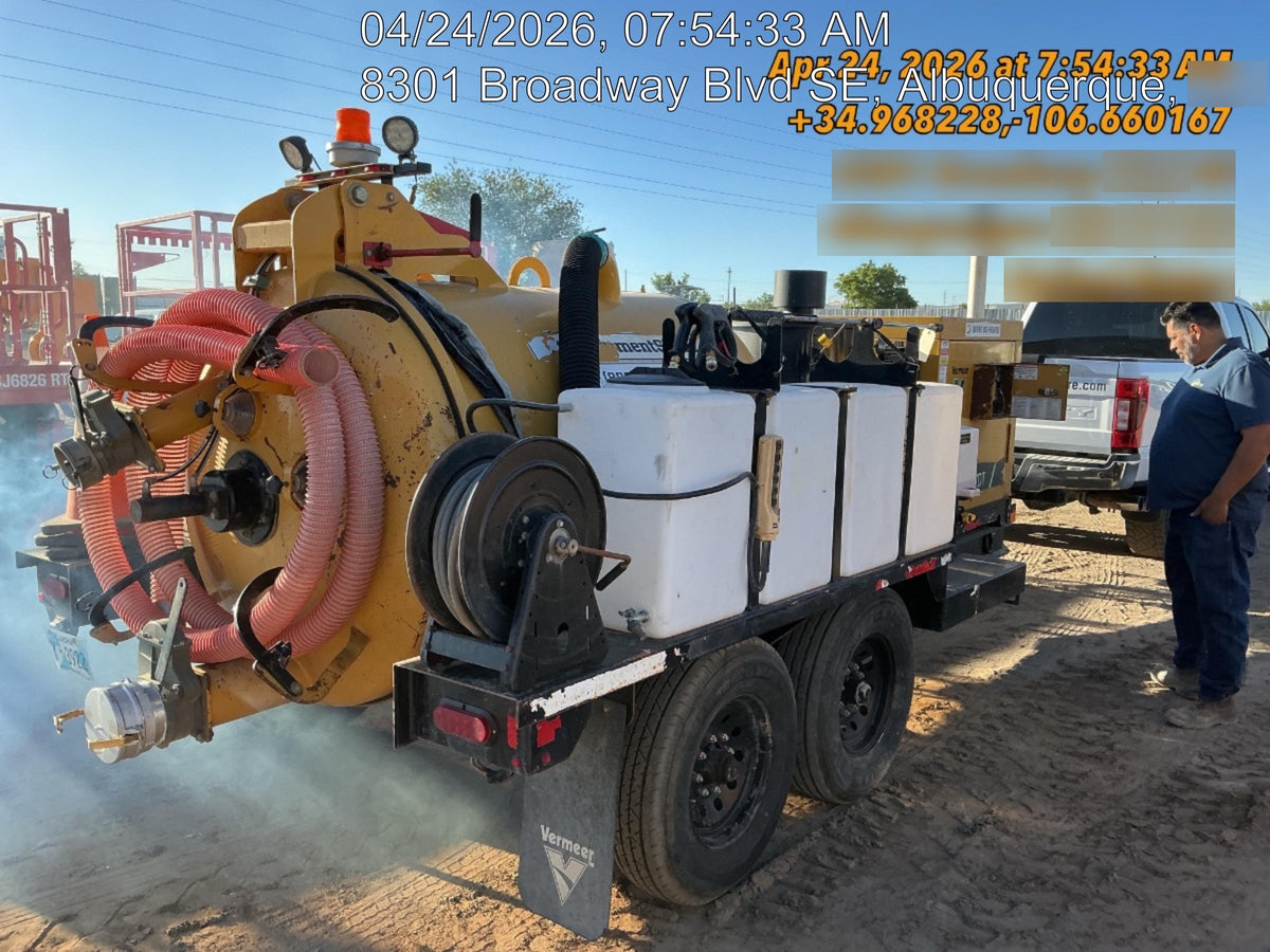 2021 VAC-TRON LP573XDT