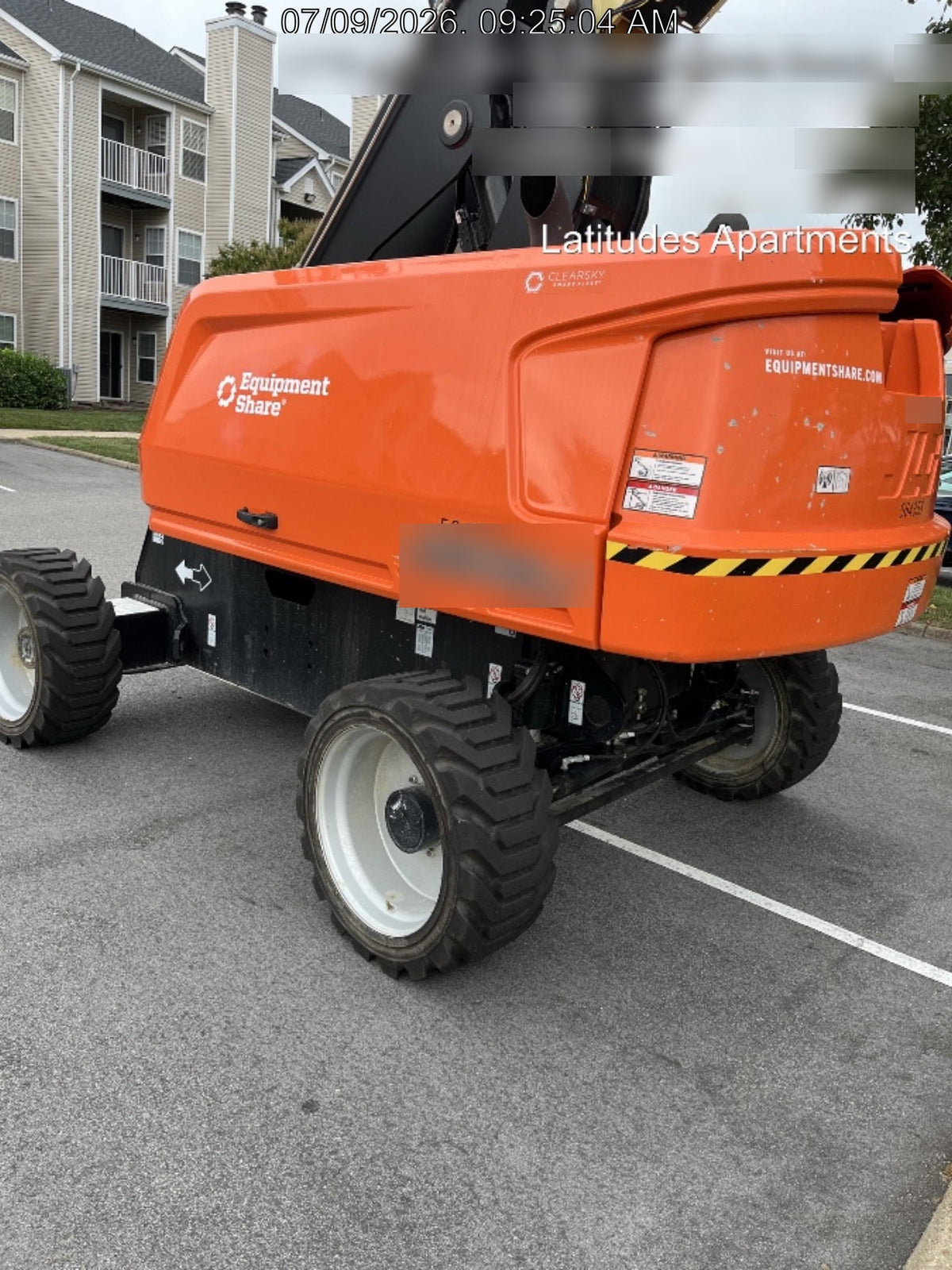 2025 JLG 660SJ