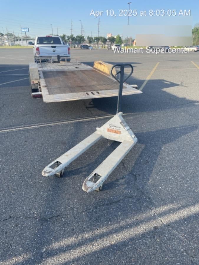 2023 STRONGWAY 4400 lb Pallet Jack