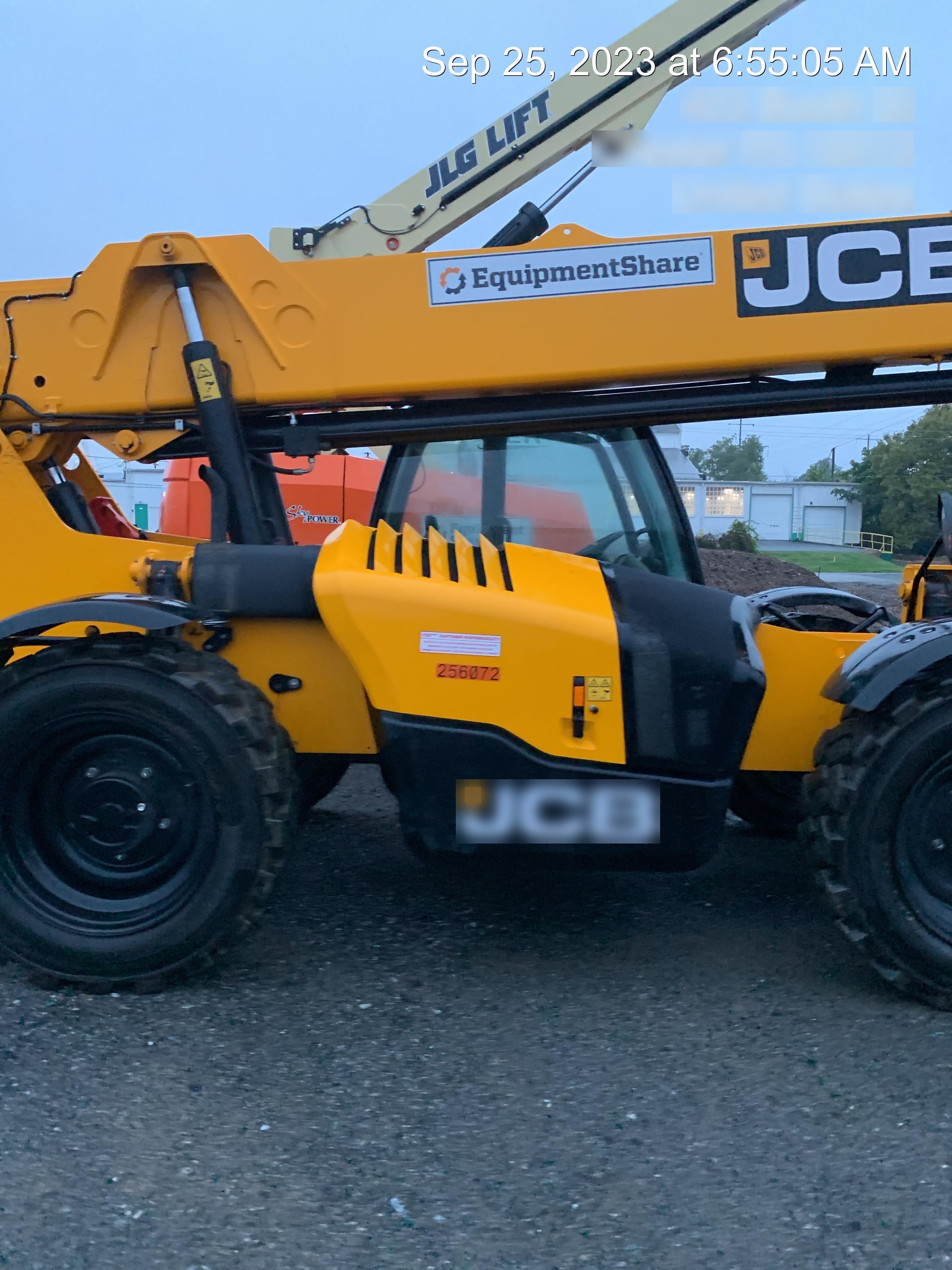 2022 JCB 512-56