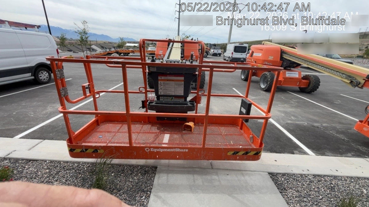 2024 JLG 600S