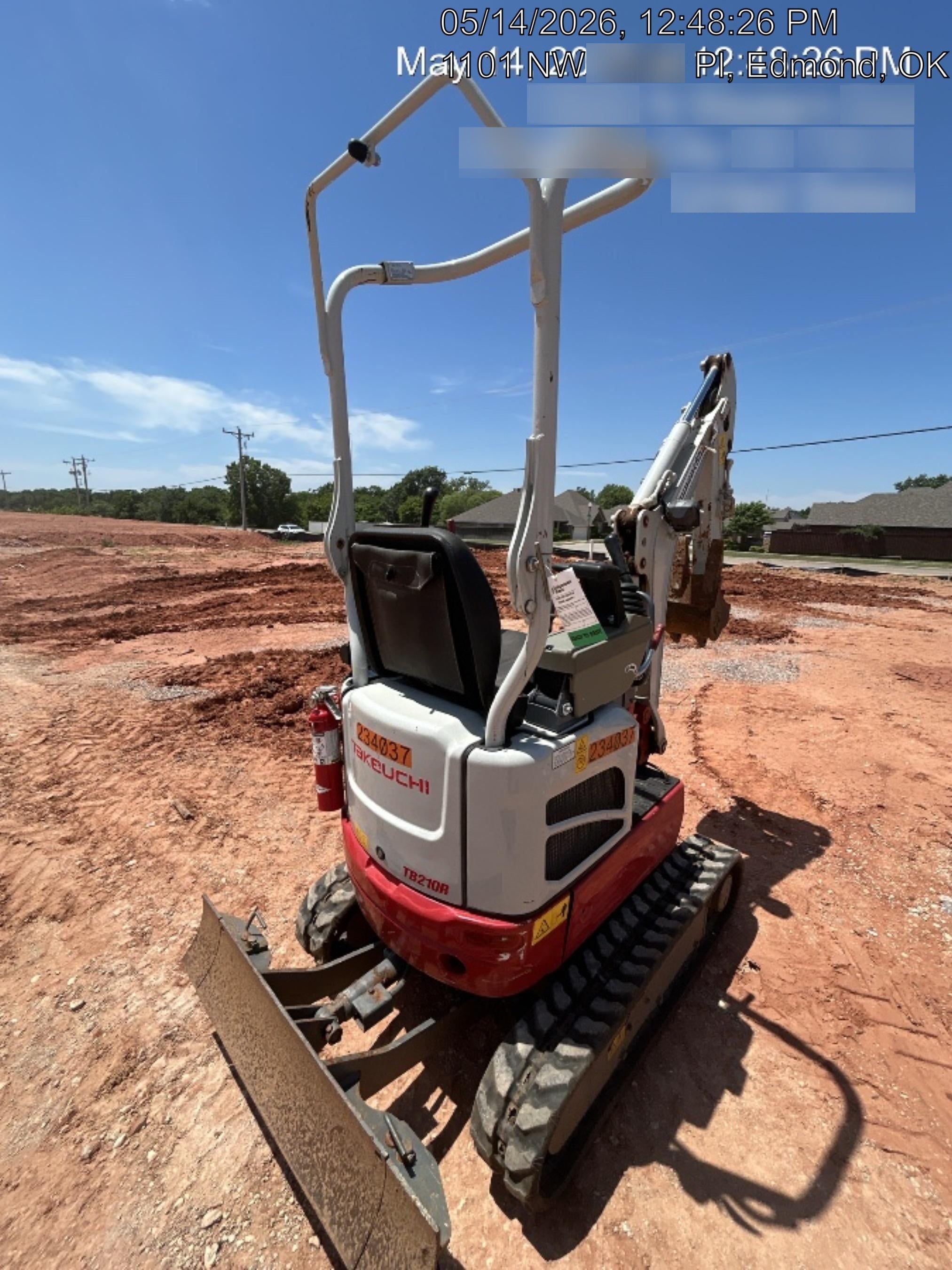 2022 TAKEUCHI TB210R