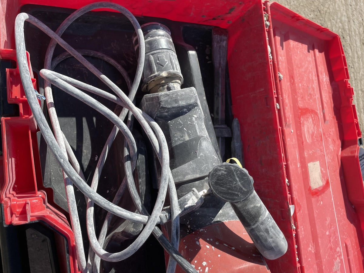 2022 HILTI TE 1000-AVR
