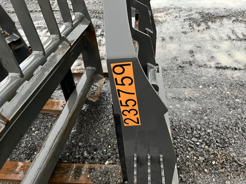 2022 PALADIN 48" Pallet Forks - Paladin