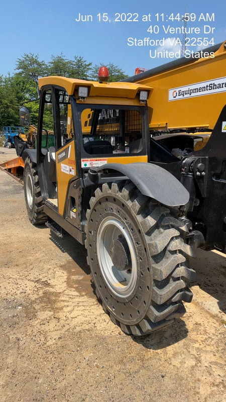 2022 SANY STH1056