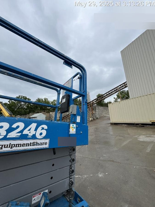 2018 Genie GS-3246 Genie GS-3246 w/Folding rails, Full height swing gate