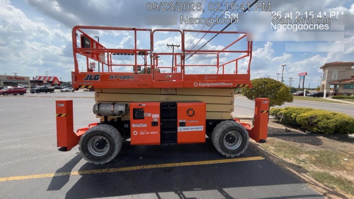 2024 JLG RT4394