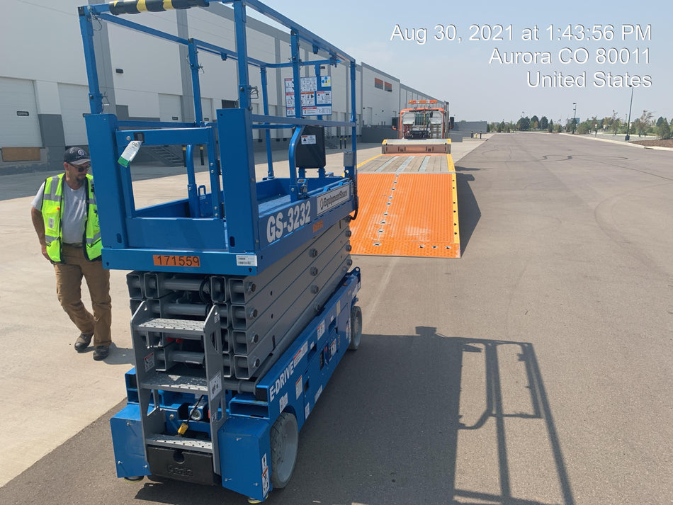 2021 GENIE GS-3232