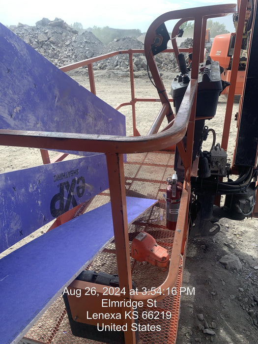 2019 JLG 660SJ
