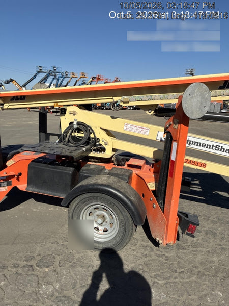 2022 JLG T350