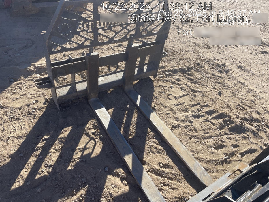 2021 PALADIN 48" Pallet Forks - Paladin