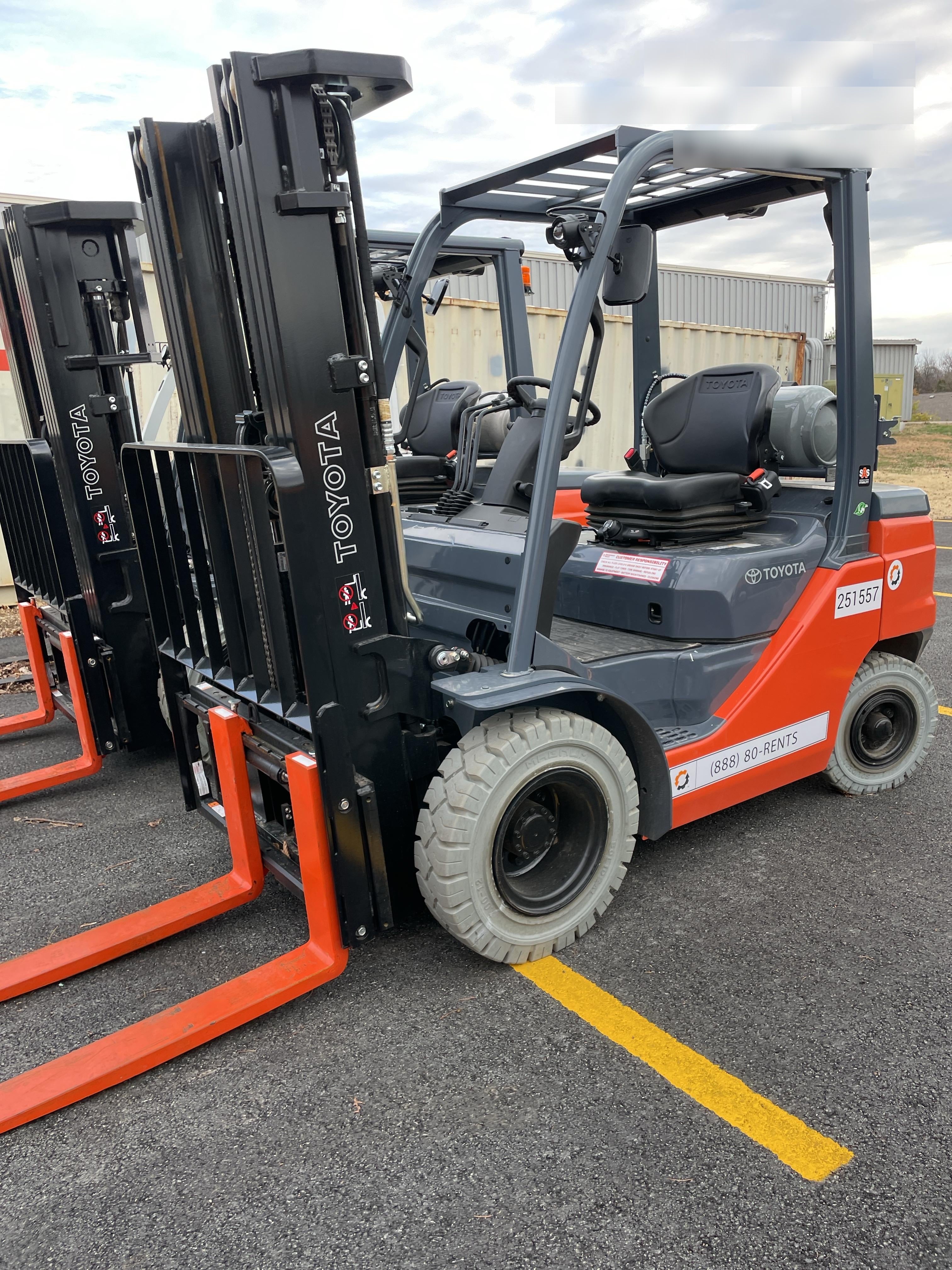 2022 TOYOTA 50-8FGU25