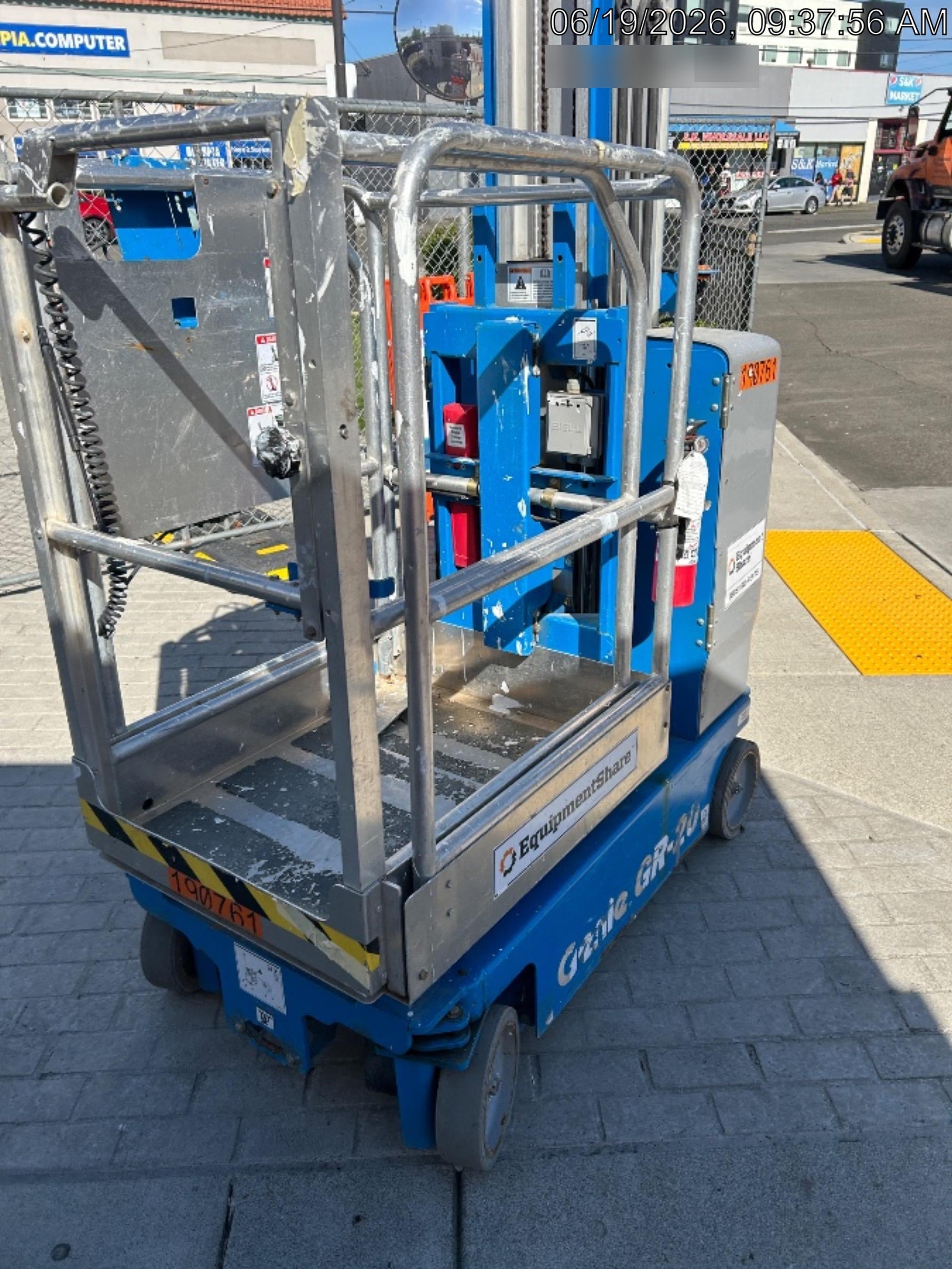 2021 GENIE GR-20