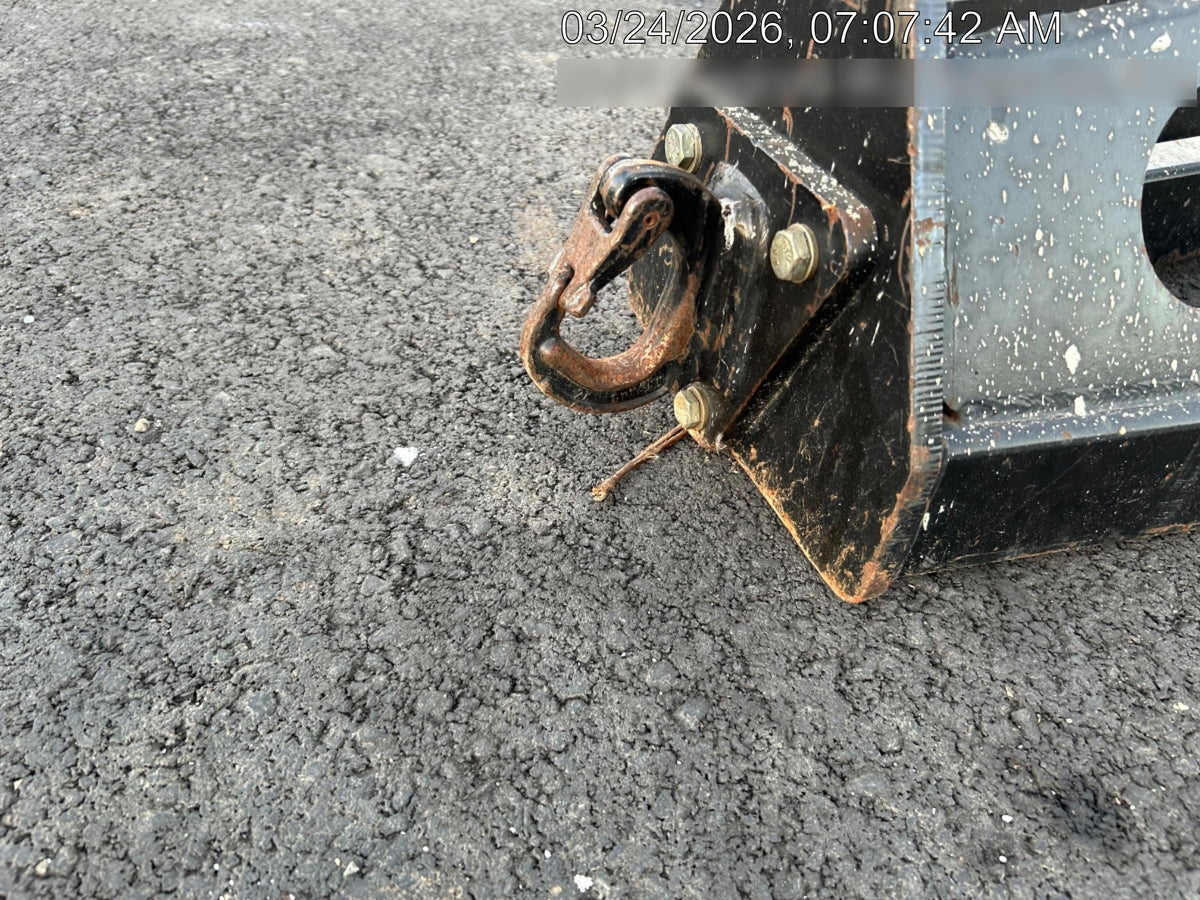 2024 JLG 1001275853