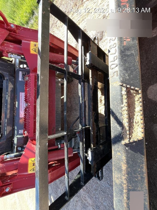 2022 ARROW MATERIAL HANDLING 48" Pallet Forks - Arrow