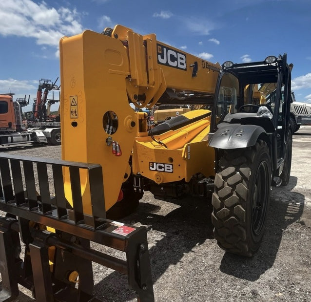 2024 JCB 509-42
