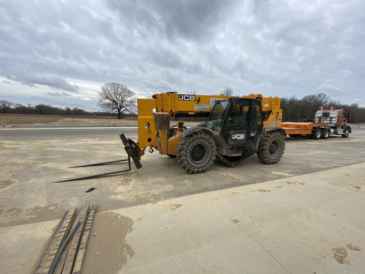 2019 JCB 512-56