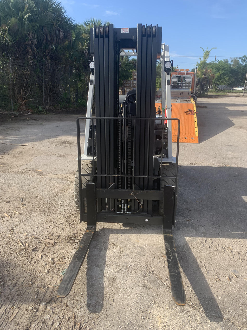 2022 UNICARRIER MUG1F2A30DV QUAD