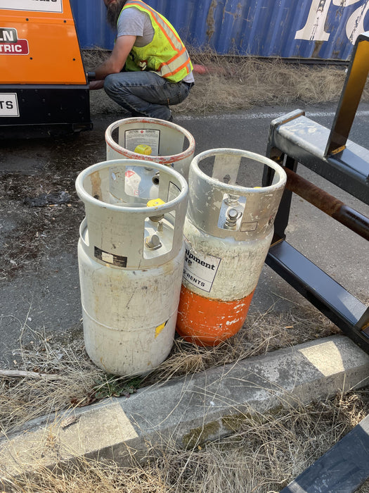 2021 Lincoln Electric Ranger 305 LPG LPG One-Pak (includes undercarriage, tank holder & tank strap) ORANGE