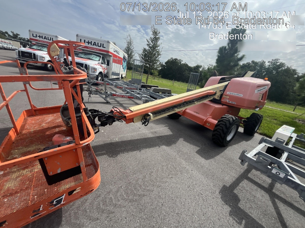 2021 JLG 400S