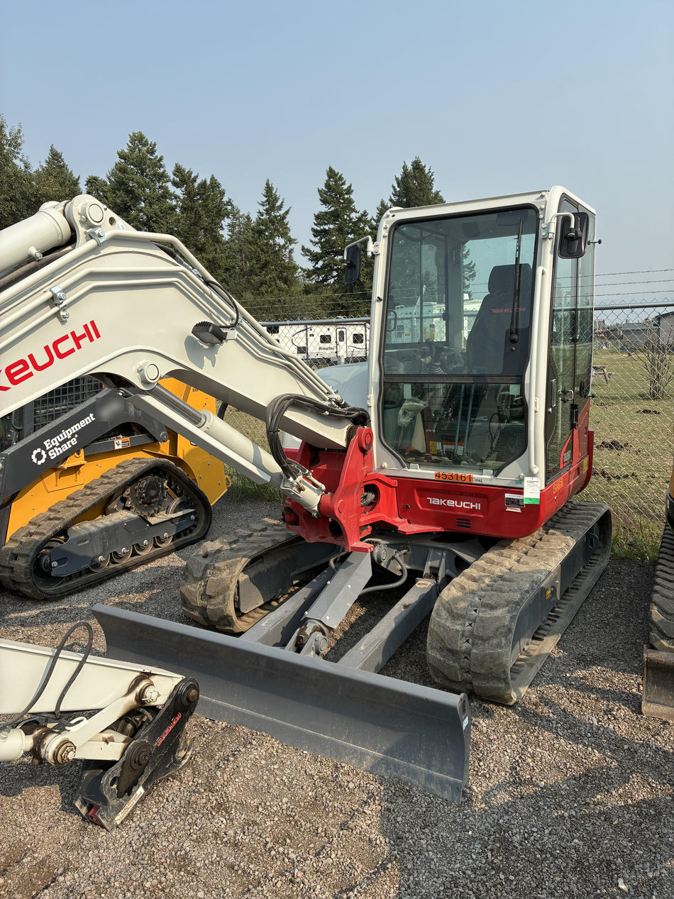 2024 TAKEUCHI TB260-CR