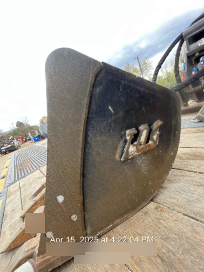 2024 TAG MANUFACTURING 18" HD Bucket - Tag